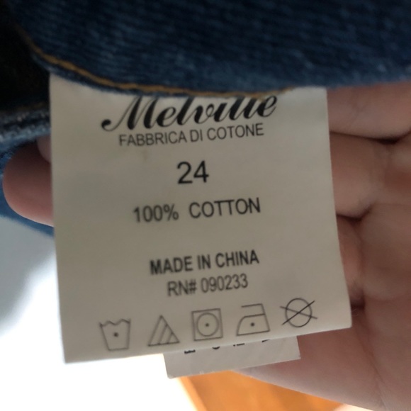 SOLD Brandy Melville denim skirt - Picture 4 of 6